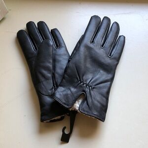 Classic Black Leather Women's Gloves